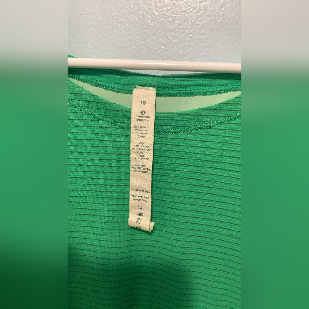 Lululemon Tee - Picture 3 of 7